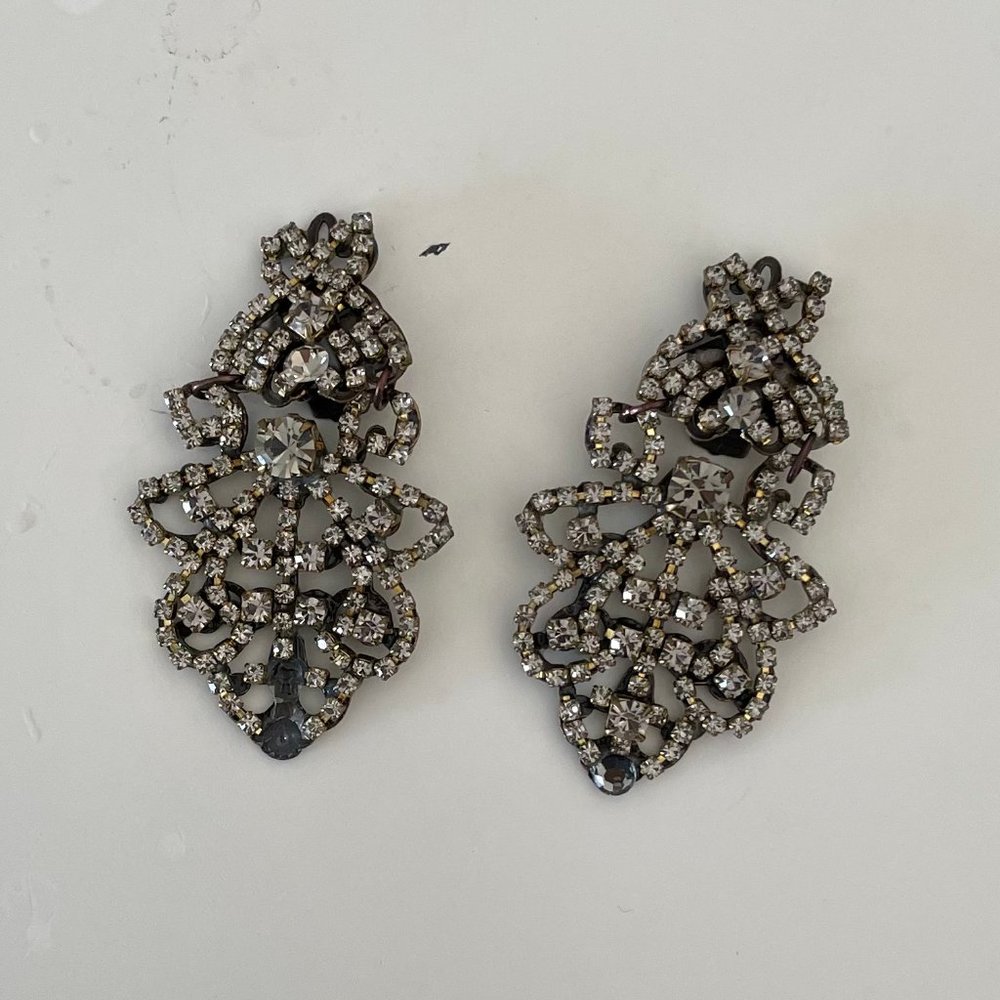 silver rhinestone clip on earrings